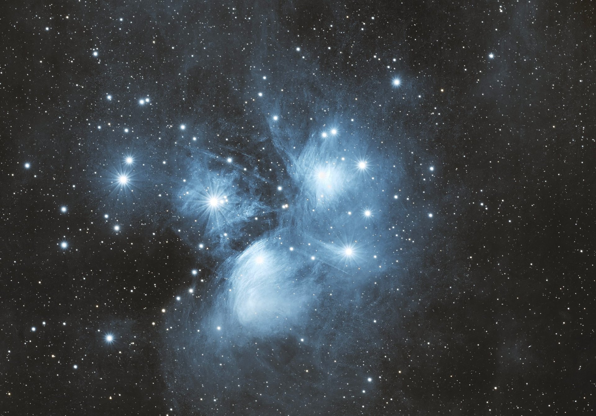 Seven Sisters , M45, Pleiades