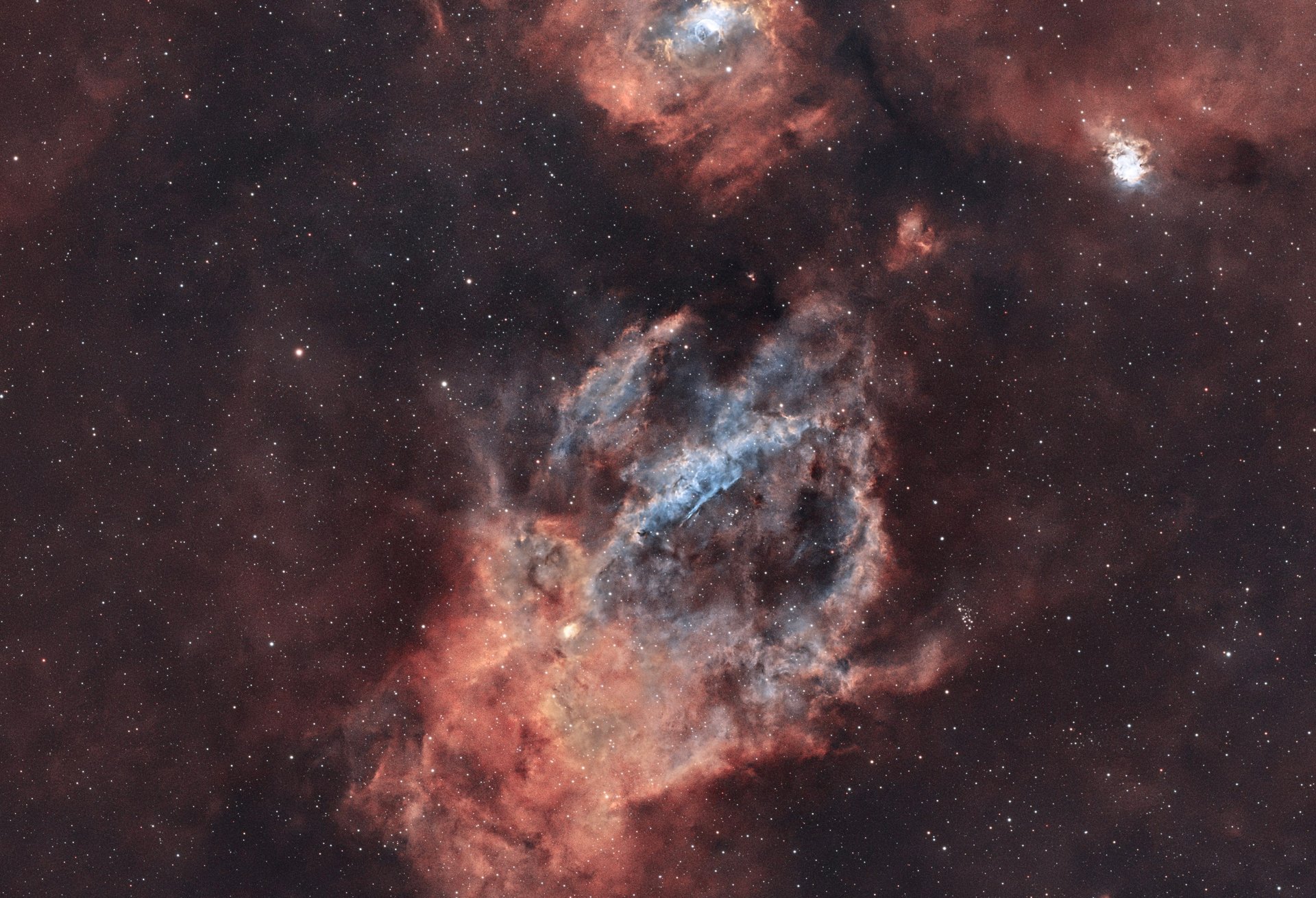 lobster claw bubble nebula cassiopeia astrophoto